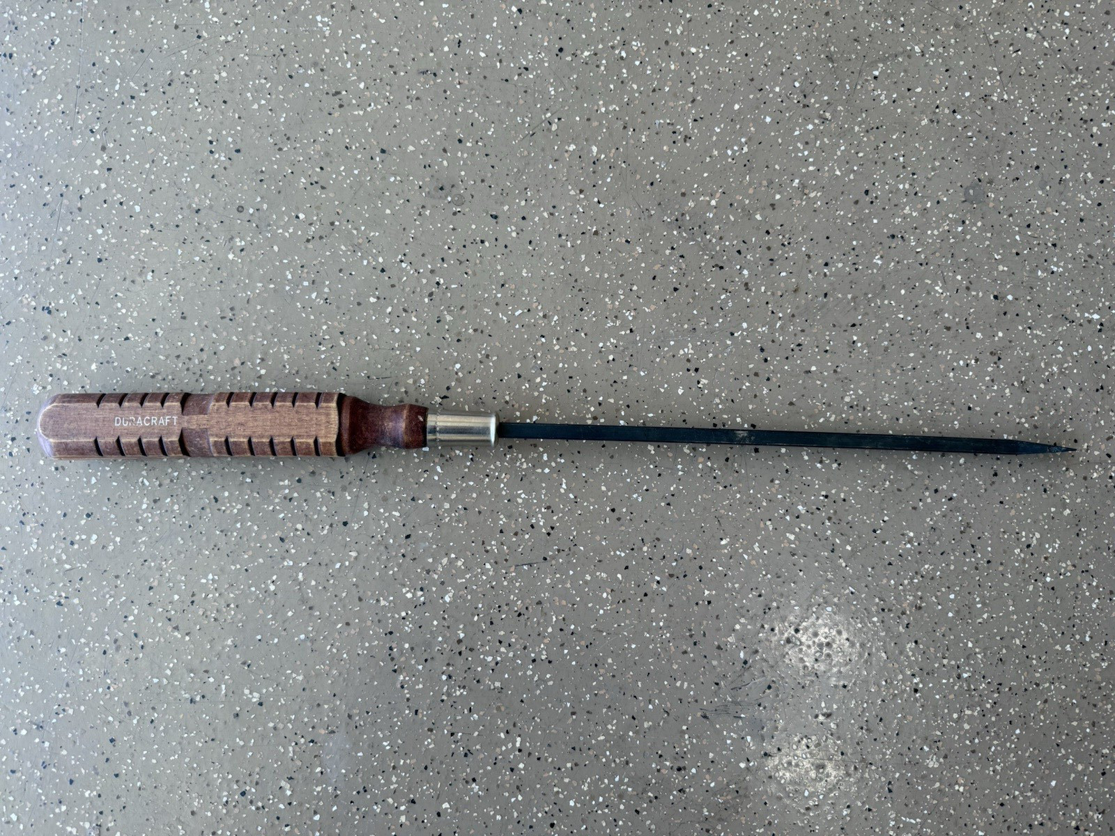 Vintage Duracraft Wooden Handle 19″ Flat Head Screwdriver