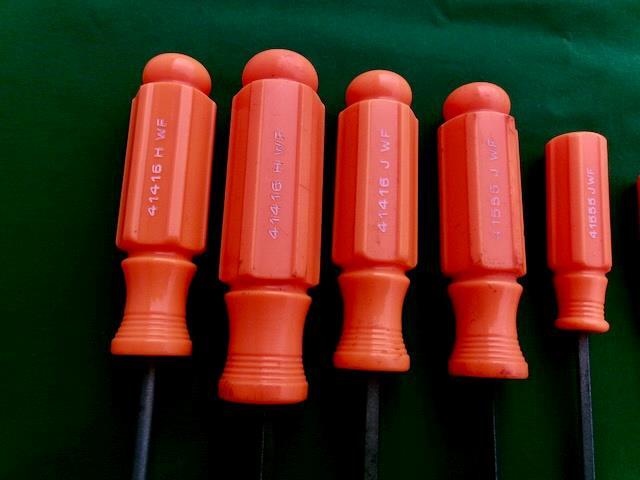 VINTAGE CRAFTSMAN ( LOT OF 7 ) ORANGE NEON HANDLE SLOTTED SCREWDRIVERS