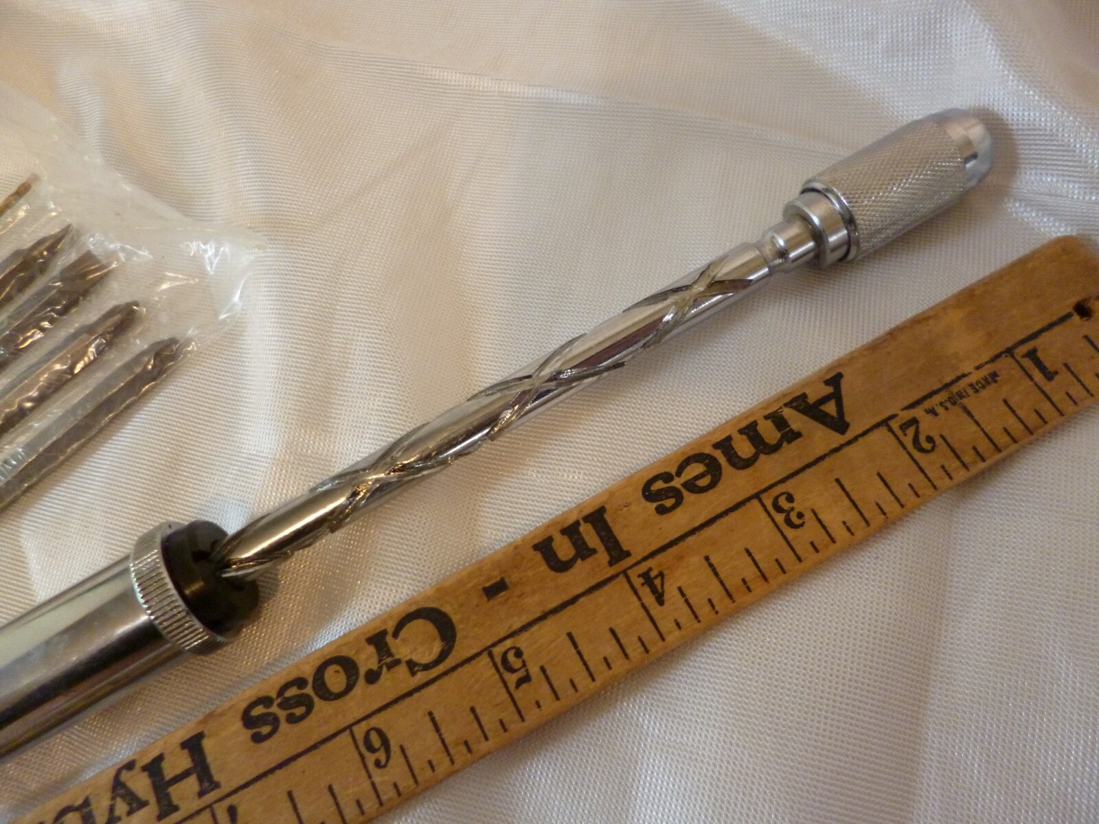 EAZYPOWER 81964 RATCHETING PUSH DRILL DRIVER SCREWDRIVER HEX BIT NOT YANKEE BITS