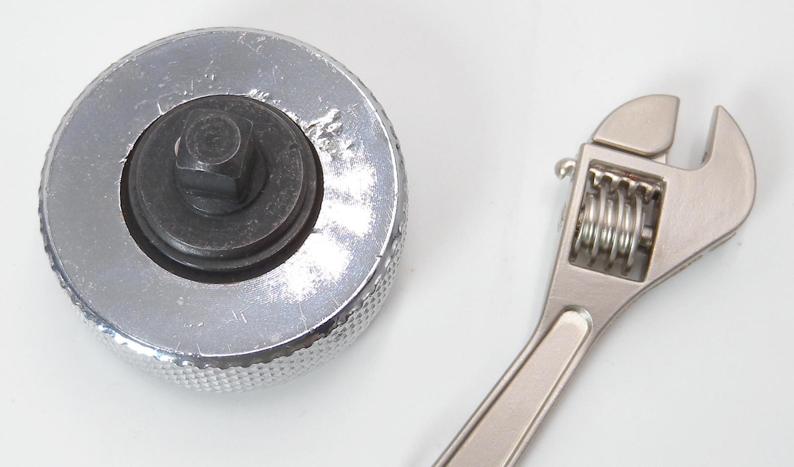 Mini Finger Palm Ratchet Wrench 1/4 Inch Drive Compact Manual Ratchet FREE GIFT