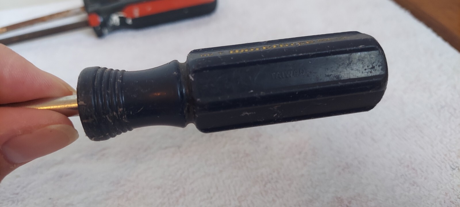LOT OF 3 VTG PHILLIPS HEAD SCREWDRIVERS * 1 HUSKY USA / 1 WORKFORCE TAIWAN / 1?