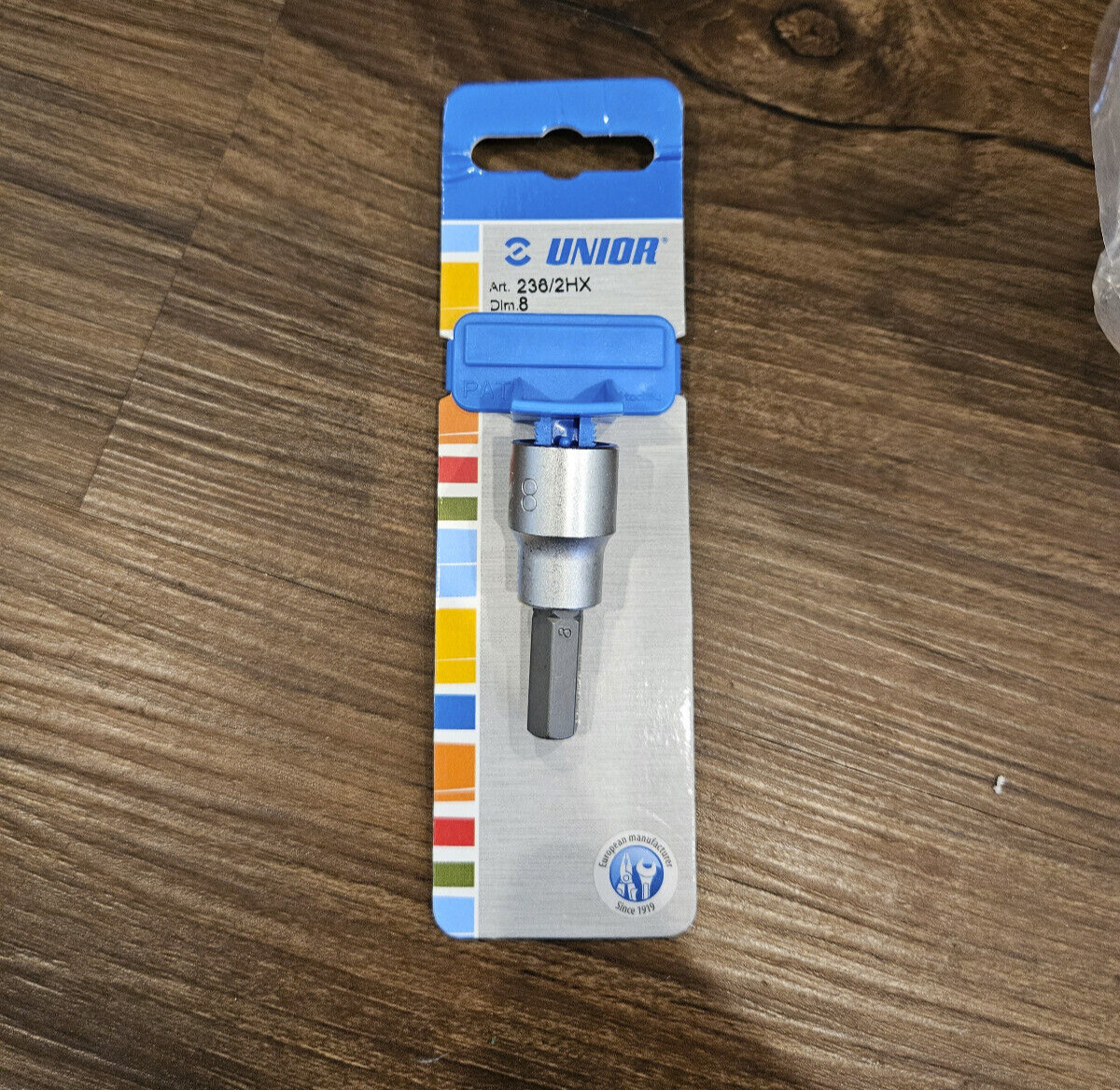 Unior Hexagonal screwdriver socket 3/8″ 8
