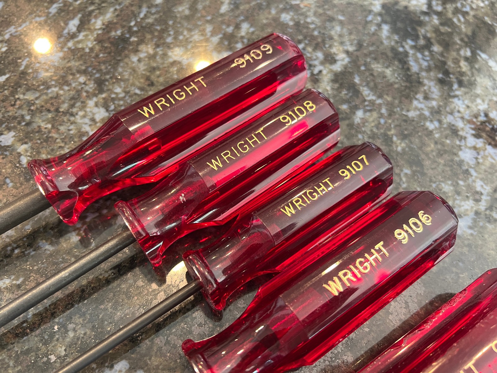 Wright USA 6 Pc Screwdriver Set Phillips and Slotted Alloy Steel Red Handles
