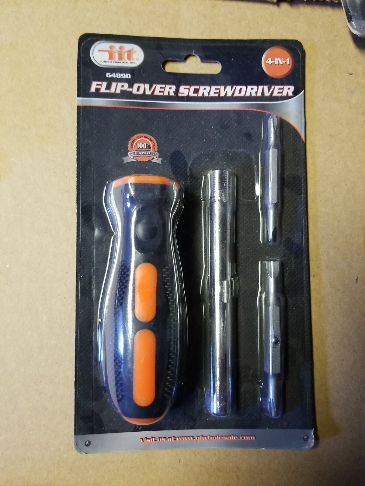 4 in 1 Flip Over Phillips and Slotted Flat Head Screwdriver – IIT