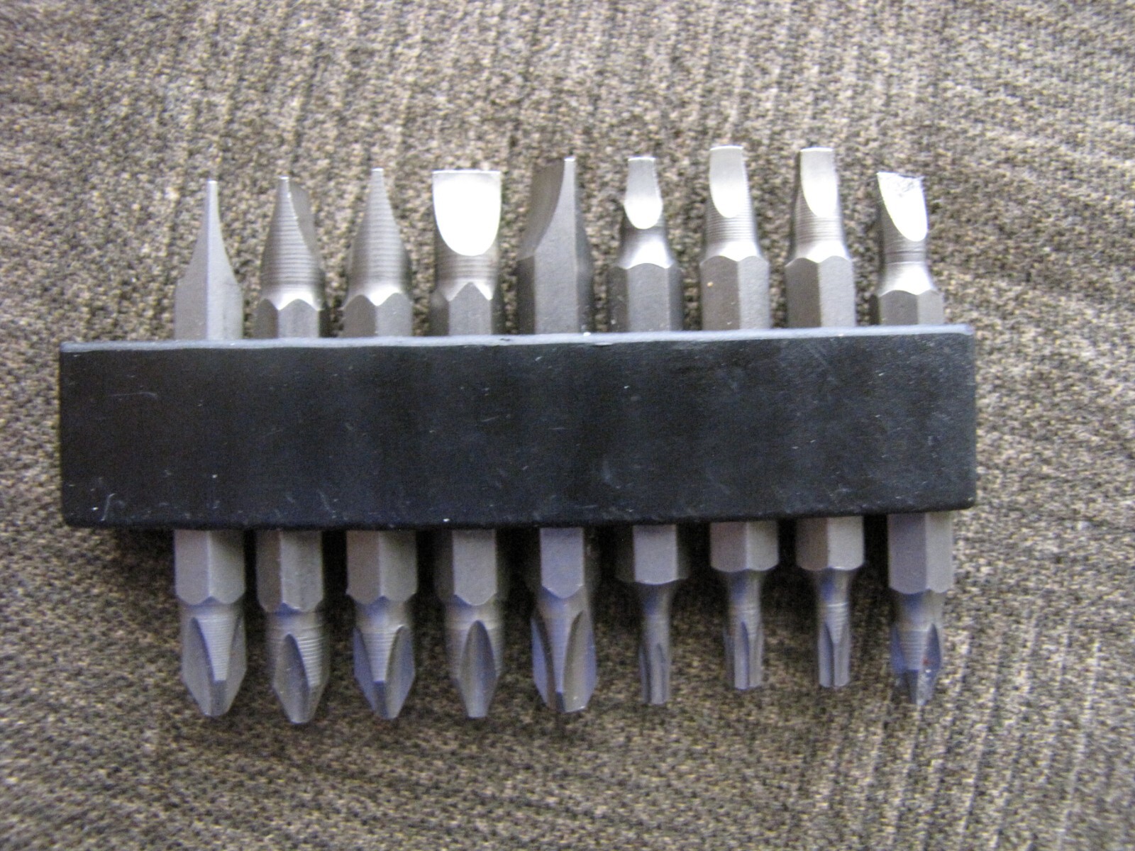 MIX 9-pc Magnetic Screwdriver Set plus Nut Drivers in Various Sizes SEE PHOTOS
