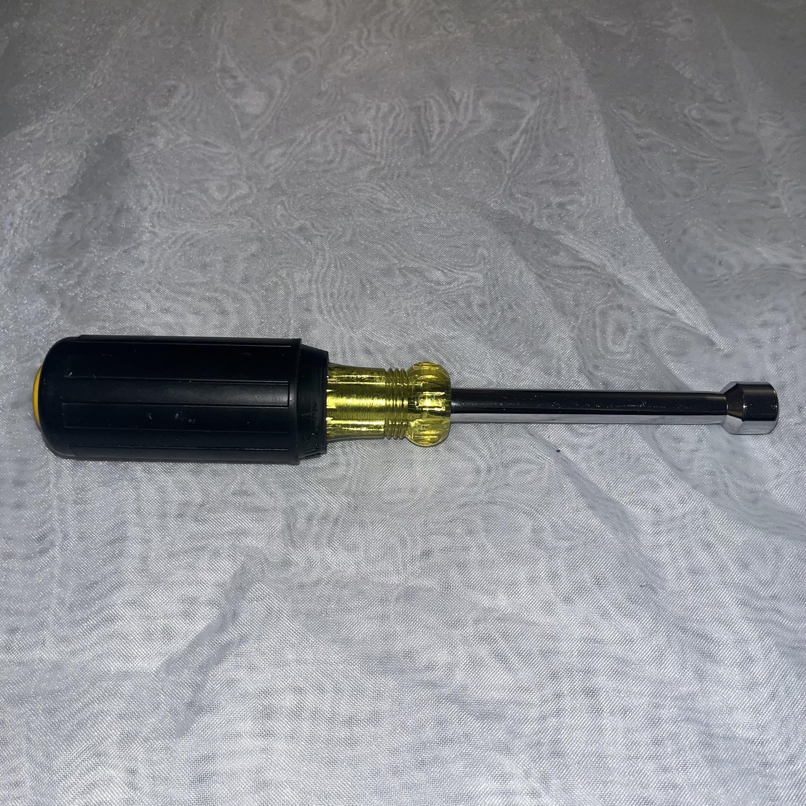 Klein Tools 630-5/16 Nut Driver 5/16 SAE Long Shaft USA Black Handle Tool