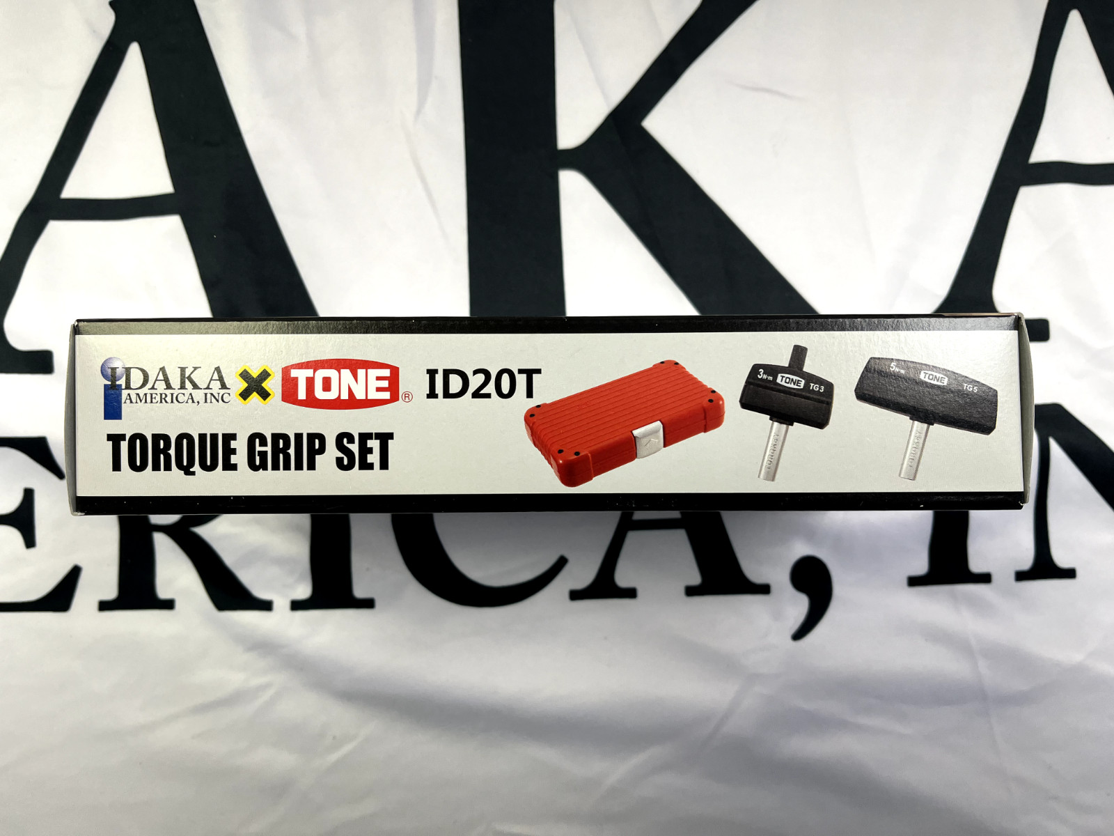 TONE TGS20 Torq Grip Set plus Magnetic Flashlight (LT04MGC)
