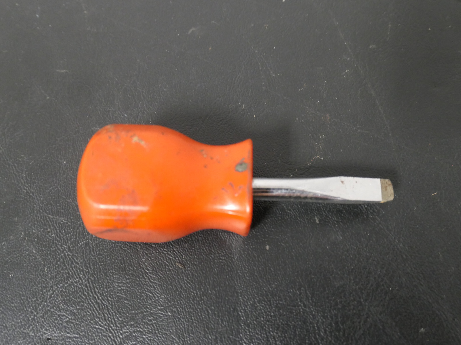 MAC Tools PNR2SA Stubby Comfort-Grip Flat Screwdriver 1/4″ * Red VG