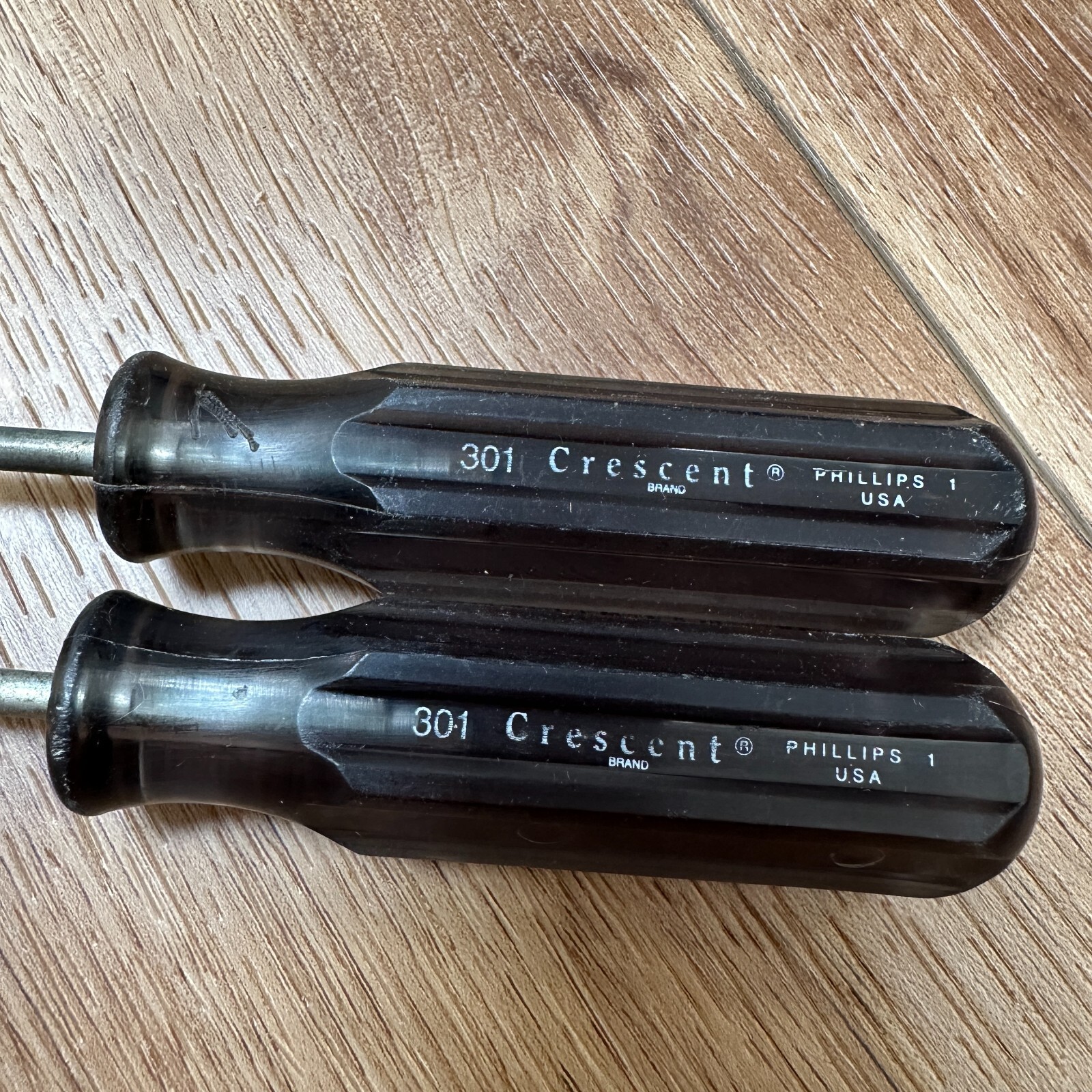 Lot of 2 Crescent Phillips #1 Screwdriver 301 Made in USA Gray
