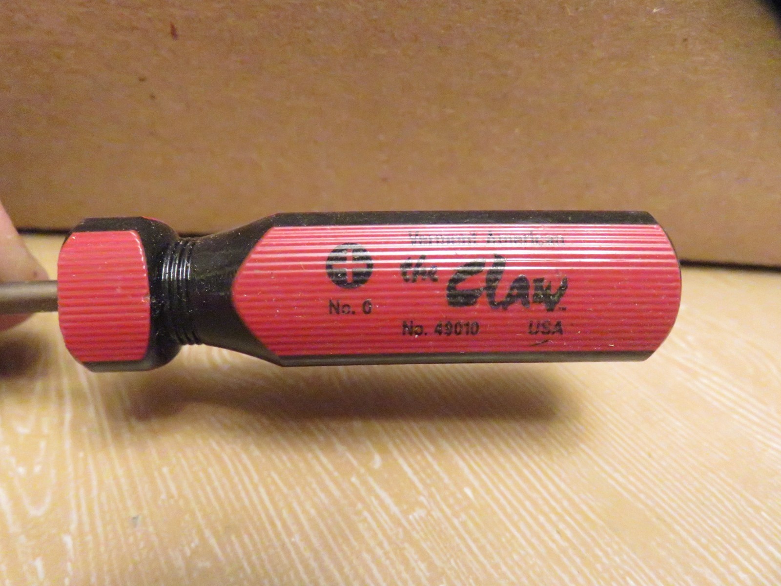VERMONT AMERICAN “THE CLAW” No. 0 PHILLIPS HEAD SCREWDRIVER (#49010)