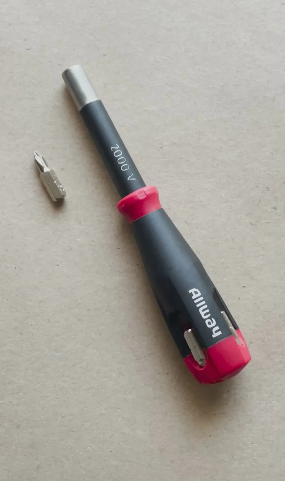 SD41 5-in-1 Shockproof Screwdriver with 4 Durable Bits