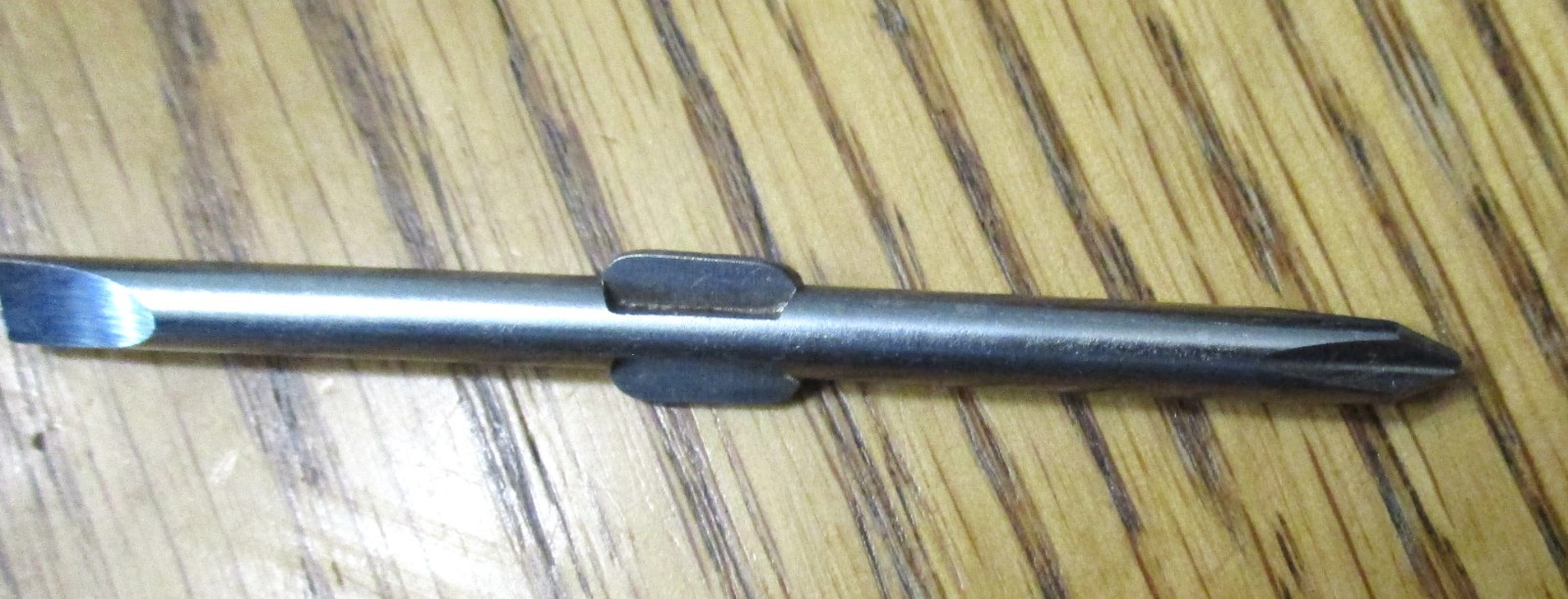 VTG Duracell Promo Battery 2 in 1 Pocket Screwdriver Philips & Flathead 3″ Small