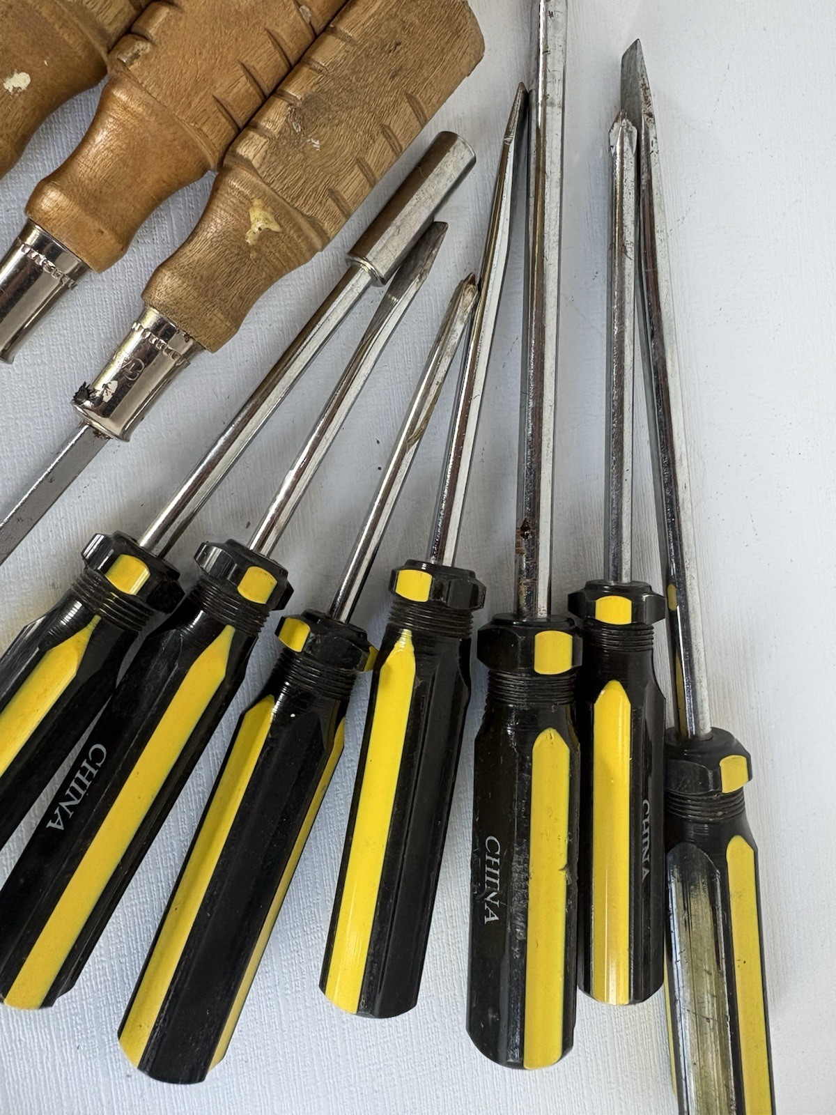 20 Pc Mixed Screwdriver Lot Wood Handle Phillips Slotted Multi-Bit Vintage Tools